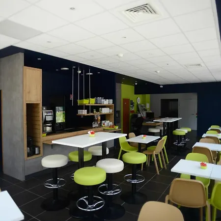 Hotel Ibis Budget Gare De Poitiers