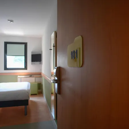 Ibis Budget Gare De 2* Poitiers