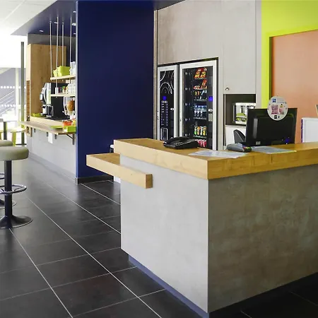 Ibis Budget Gare De 2* بواتييه