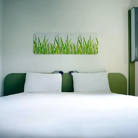 Ibis Budget Gare De 푸아티에
