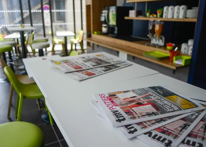 Hotel Ibis Budget Gare De Poitiers