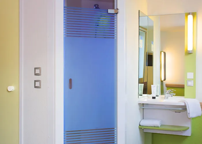 Hotel Ibis Budget Gare De Poitiers